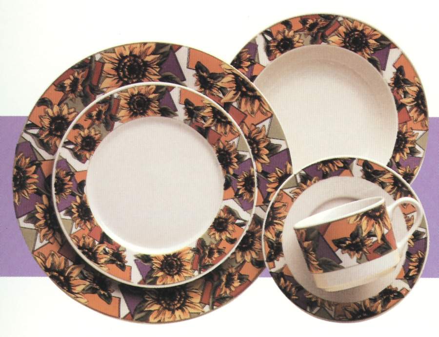 Sunflower Dinner Plate by Lynn's China-1