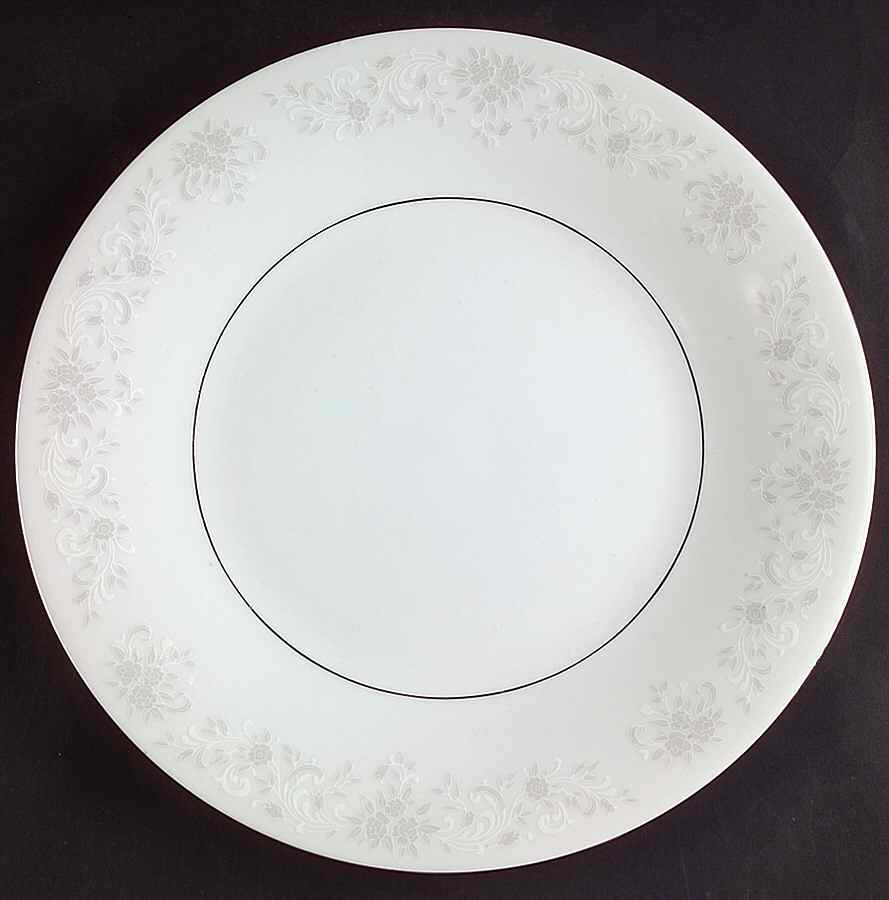 Annie Dinner Plate by Lynn's China-1