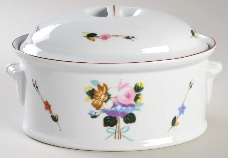 Winterthur 1 Quart Oval Covered Casserole by Louis Lourioux-1