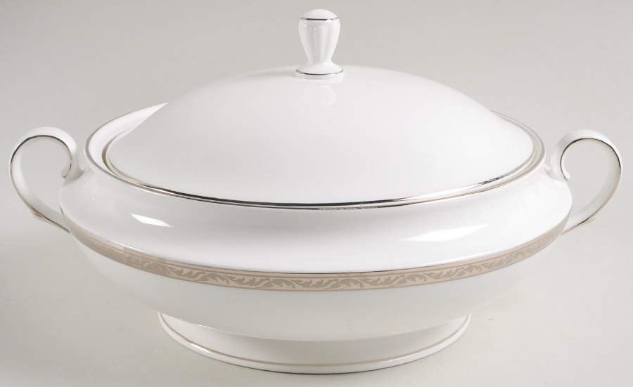 Landmark Platinum Round Covered Vegetable by Lenox-1