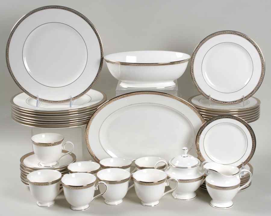 Landmark Platinum 45 Piece Set by Lenox-1