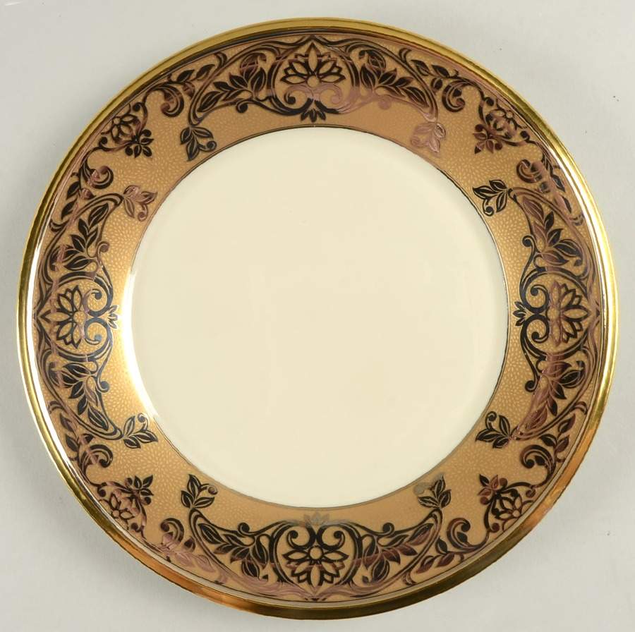 Eternal Facets Accent Luncheon Plate by Lenox-1