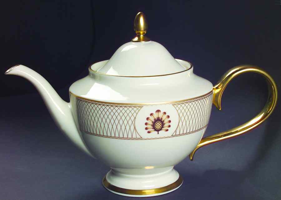 Colin Cowie Au Courant Coffee Pot & Lid by Lenox-1