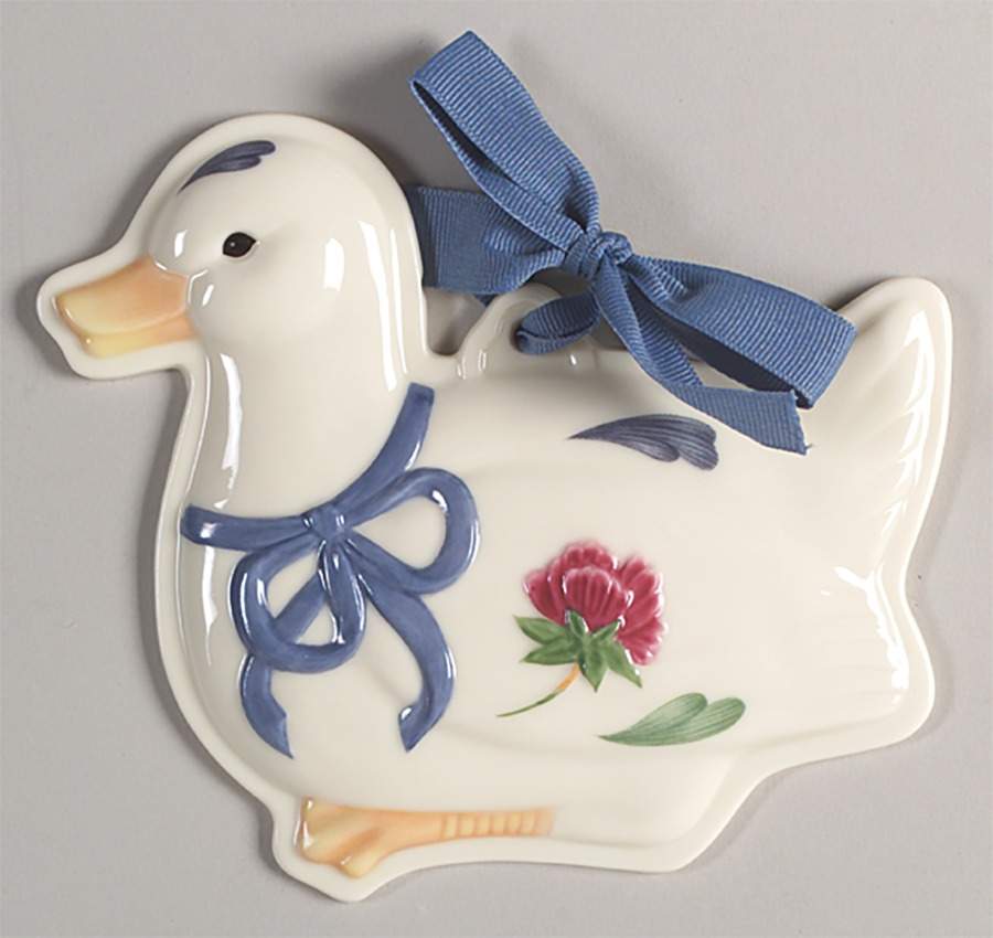 Poppies Barnyard Wall Plaque Cookie Mold/Press by Lenox-1