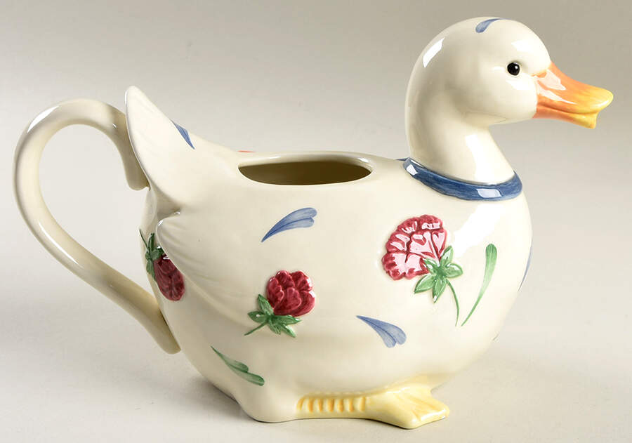 Poppies Barnyard Teapot No Lid by Lenox-1