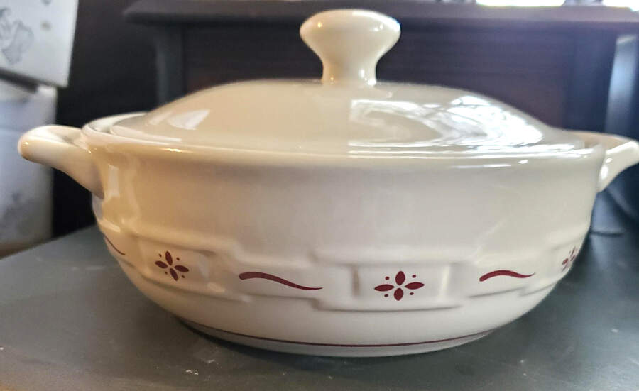 Woven Traditions Red 1.50 Pt Round Covered Casserole by Longaberger-1