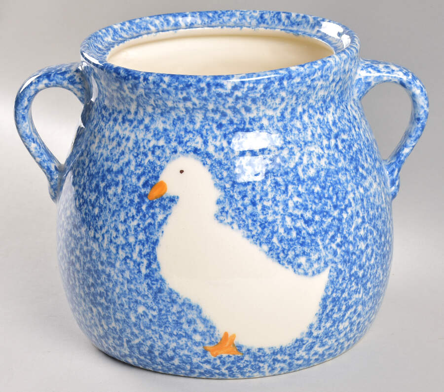 Blue Stipple with Duck Bean Pot No Lid by Los Angeles-1