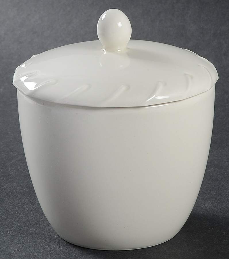 Canyon Road Sugar Bowl & Lid by Ralph Lauren China-1
