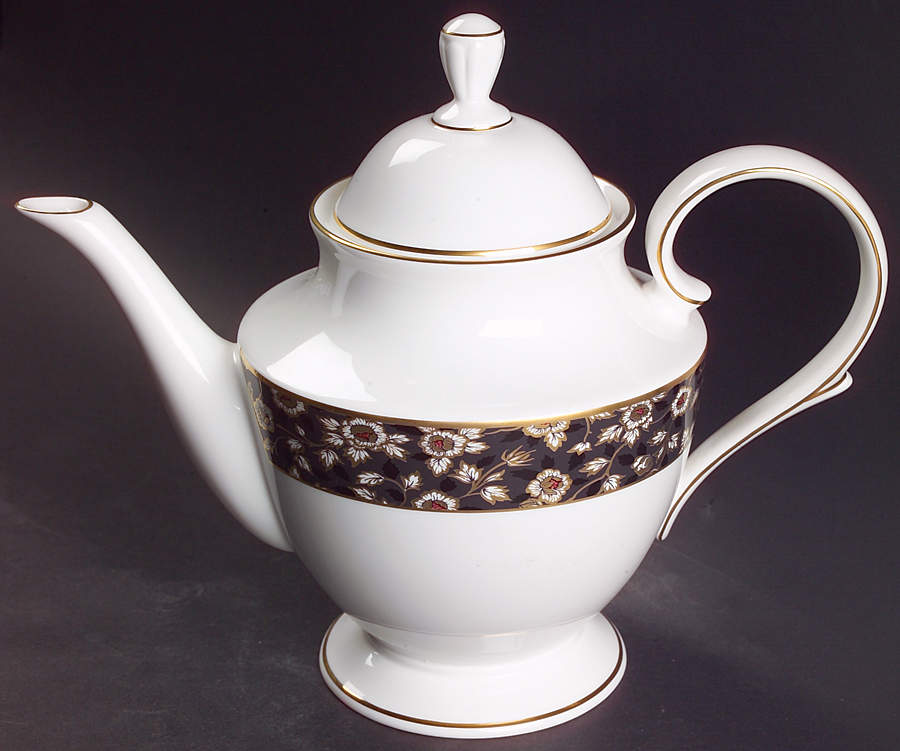 Golden Dynasty (White Background) Teapot & Lid by Lenox-1