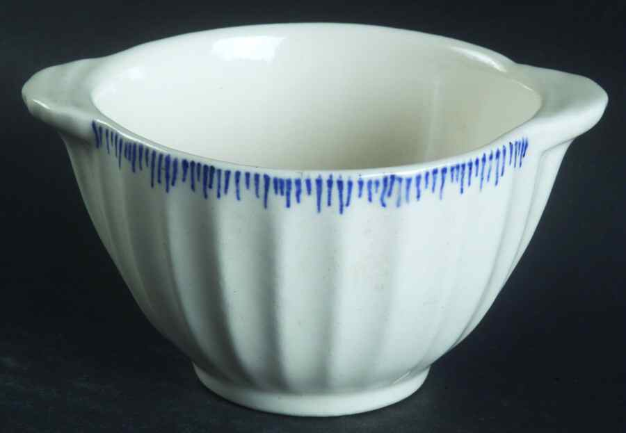 Blue Willow Sugar Bowl No Lid by Limoges-American-1