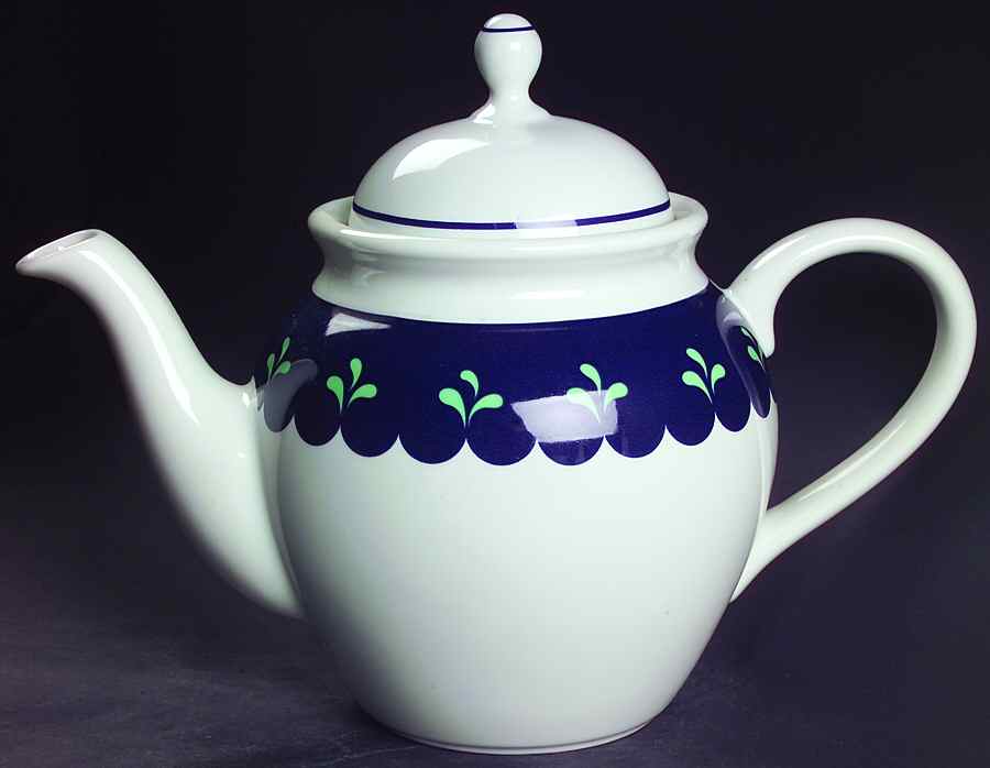 Bedazzle Sapphire Teapot & Lid by Lenox-1