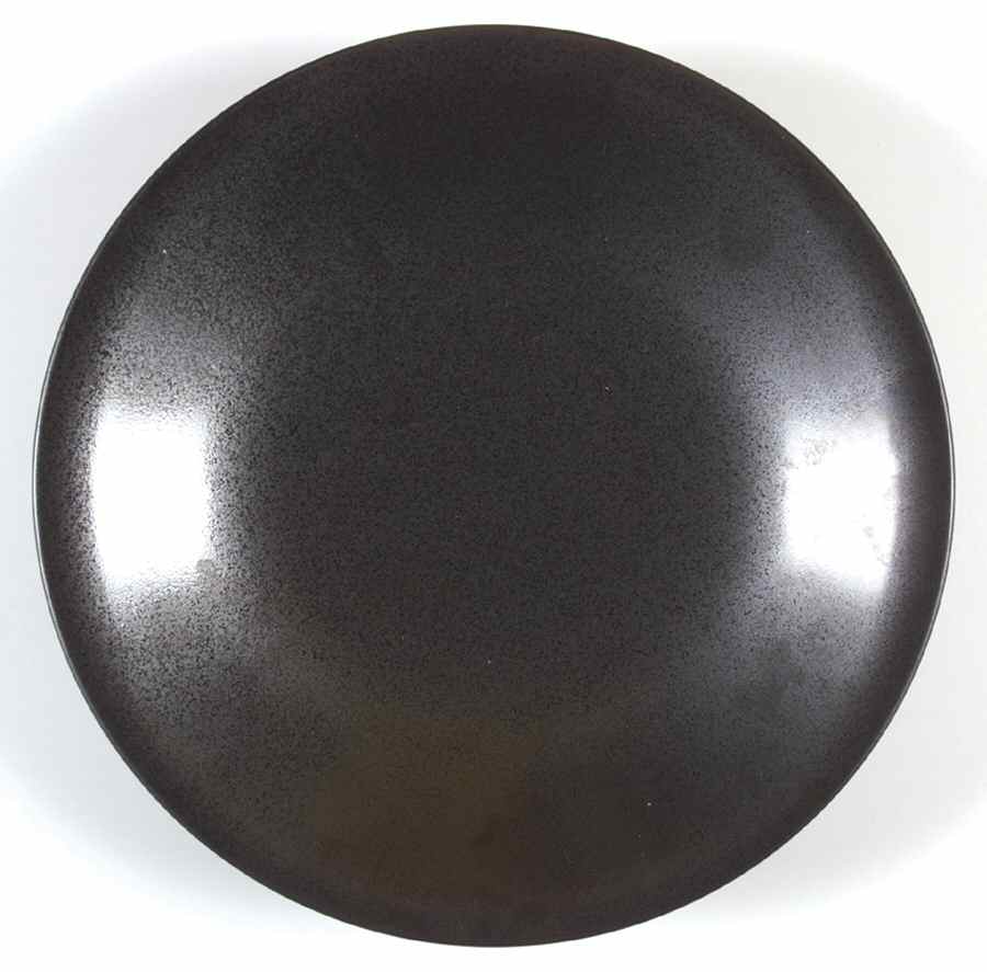 Piano (Round, Smooth Texture) Deep Round Platter by Lindt-Stymeist-1