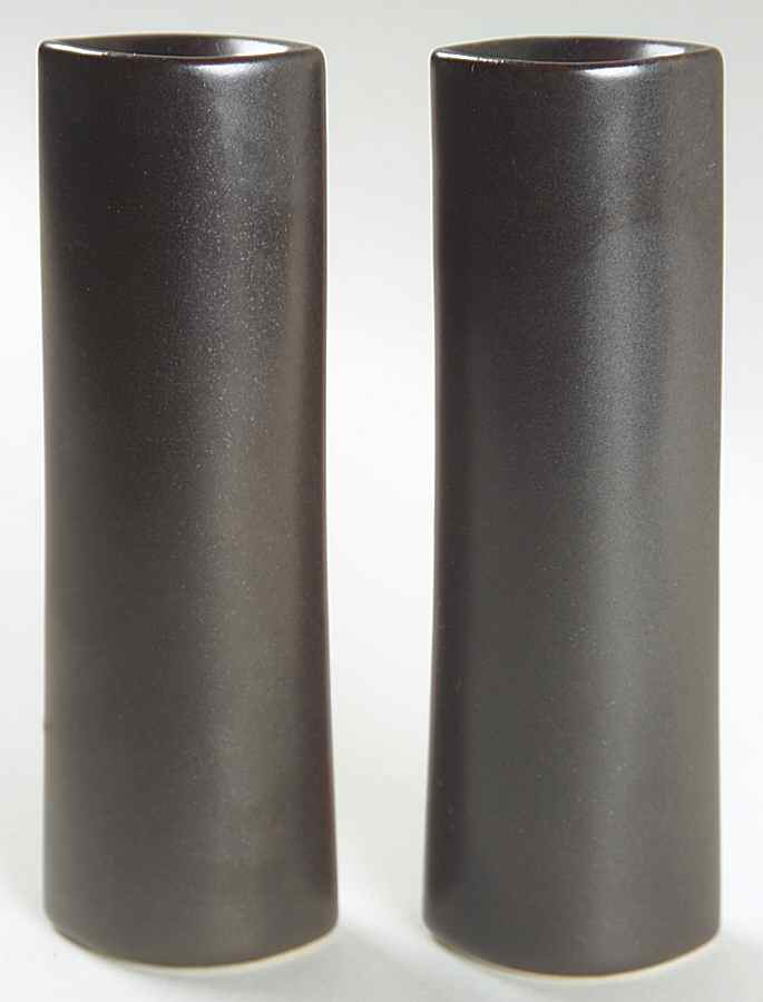 Piano (Round, Smooth Texture) Salt & Pepper Set by Lindt-Stymeist-1