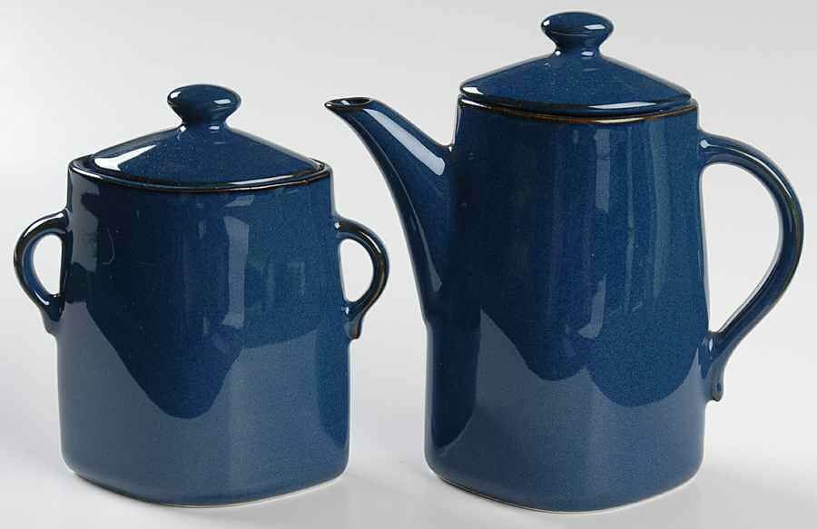 Lapis (Round) Creamer & Sugar with Lids Set by Lindt-Stymeist-1