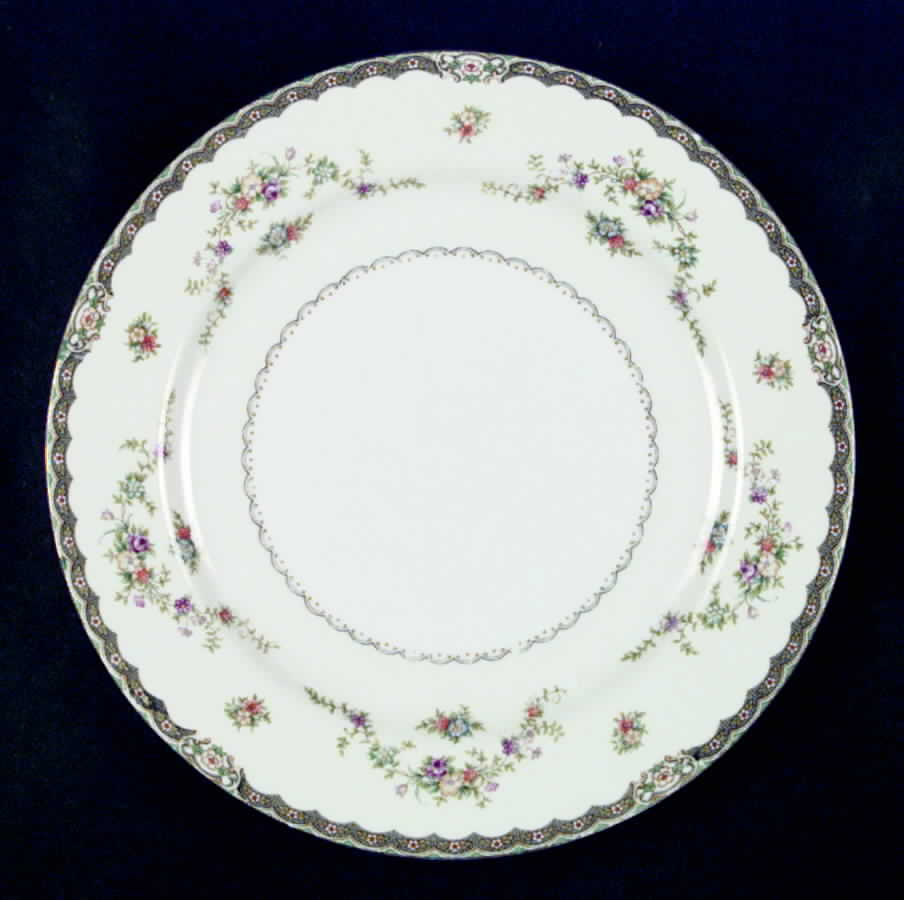 LRL3 Dinner Plate by Laurel (Japan)-1