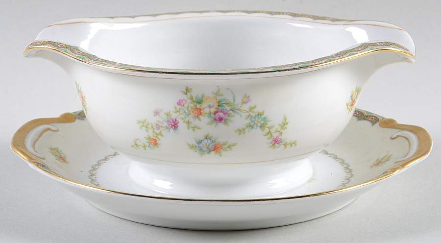 LRL3 Gravy Boat with Attached Underplate by Laurel (Japan)-1