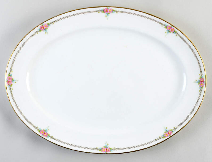 C29 17" Oval Serving Platter by Lenox-1