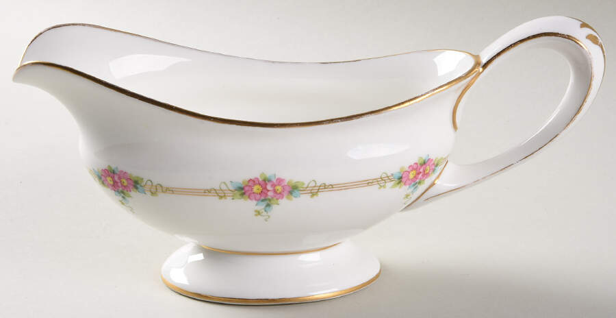 C29 Gravy Boat by Lenox-1