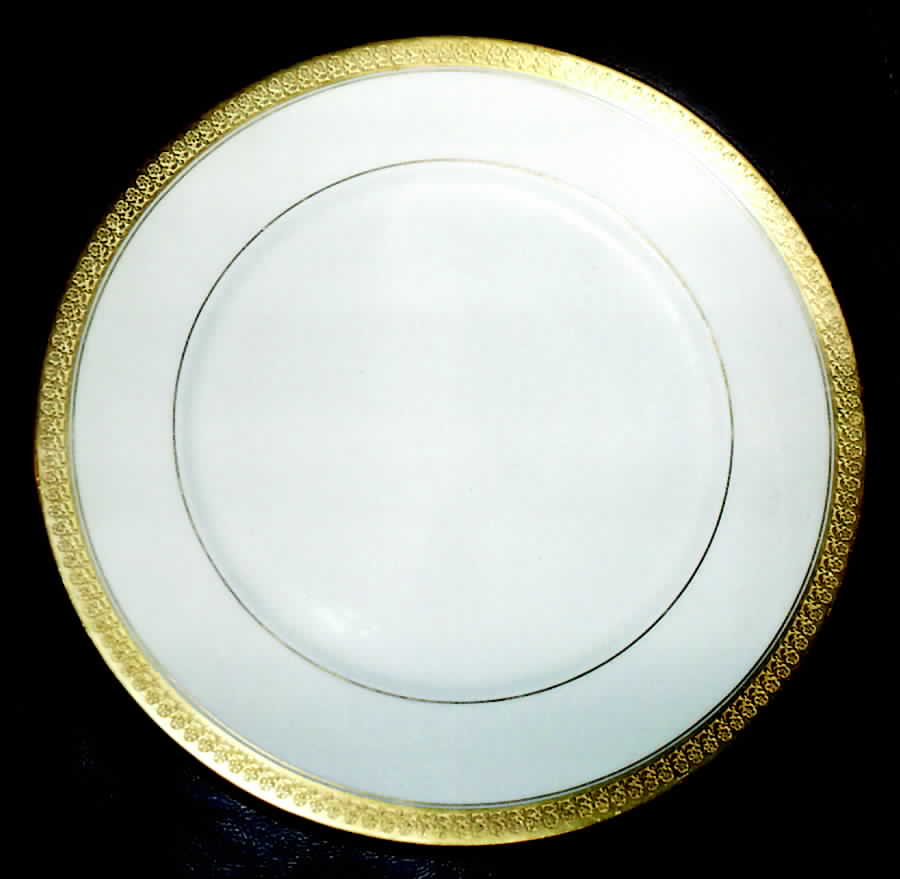 Manor Dinner Plate by Scammell-1