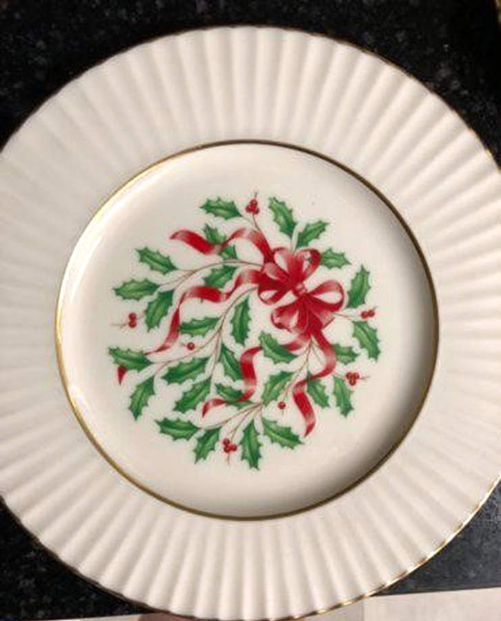 Holiday (Temple) Bread & Butter Plate by Lenox-1