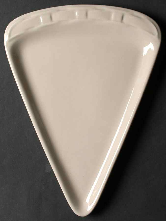 Woven Traditions Ivory Pizza Slice Plate by Longaberger-1