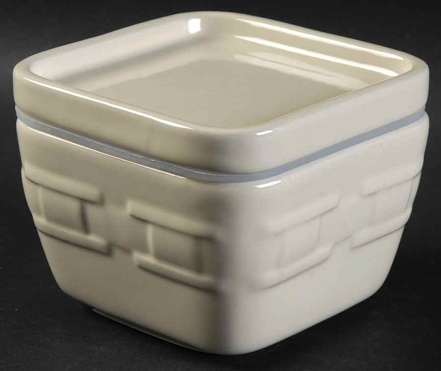 Woven Traditions Ivory 4" Square Baker & Lid by Longaberger-1