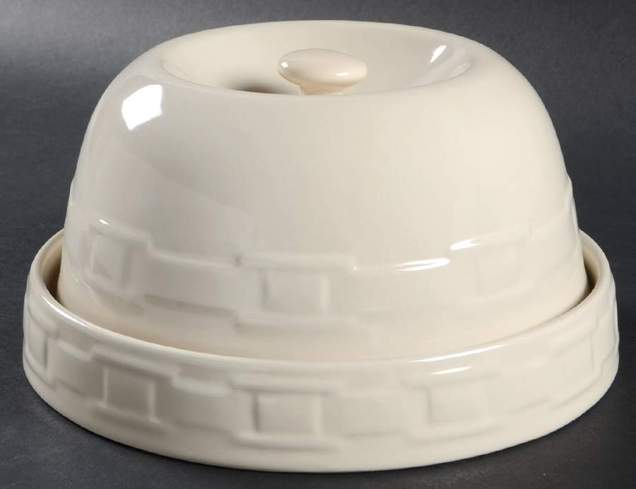 Woven Traditions Ivory Four in One (8" Plate, 7" Bowl) by Longaberger-1