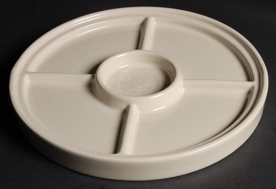Woven Traditions Ivory Divided Plate for 8-in-1 Entertainer Set by Longaberger-1