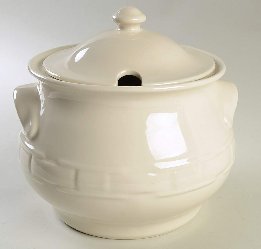 Woven Traditions Ivory Tureen & Lid by Longaberger-1