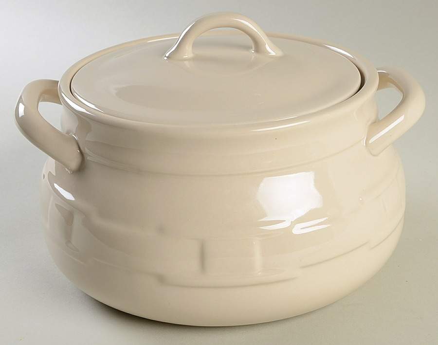 Woven Traditions Ivory Tureen &  Lid by Longaberger-1