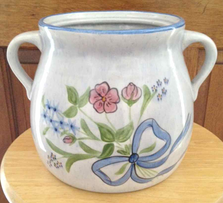 Blue Bouquet Cookie Jar No Lid by Los Angeles-1
