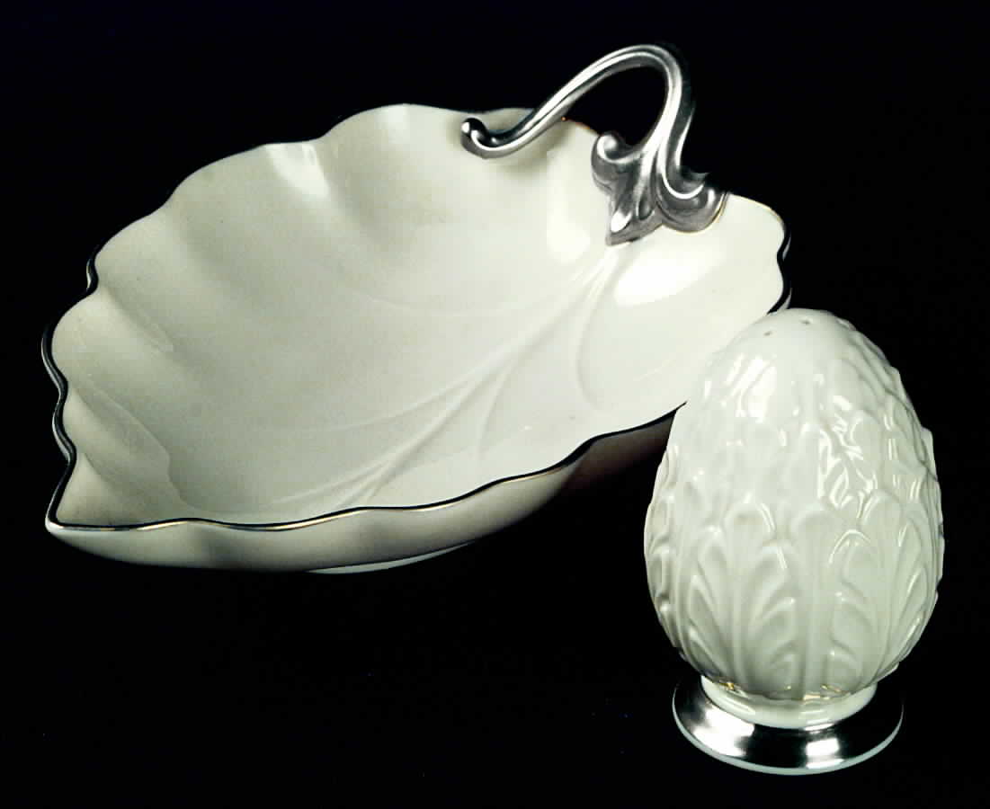 Woodleaf Collection Platinum Salt Shaker by Lenox-1