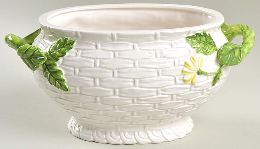 Rustic Daisy Tureen No Lid by Lefton-1