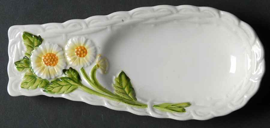Rustic Daisy Spoon Rest/Holder (Holds 1 Spoon) by Lefton-1