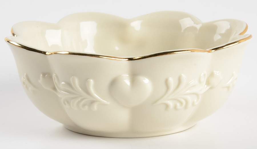 Heart Collection 4" Scalloped Bowl by Lenox-1