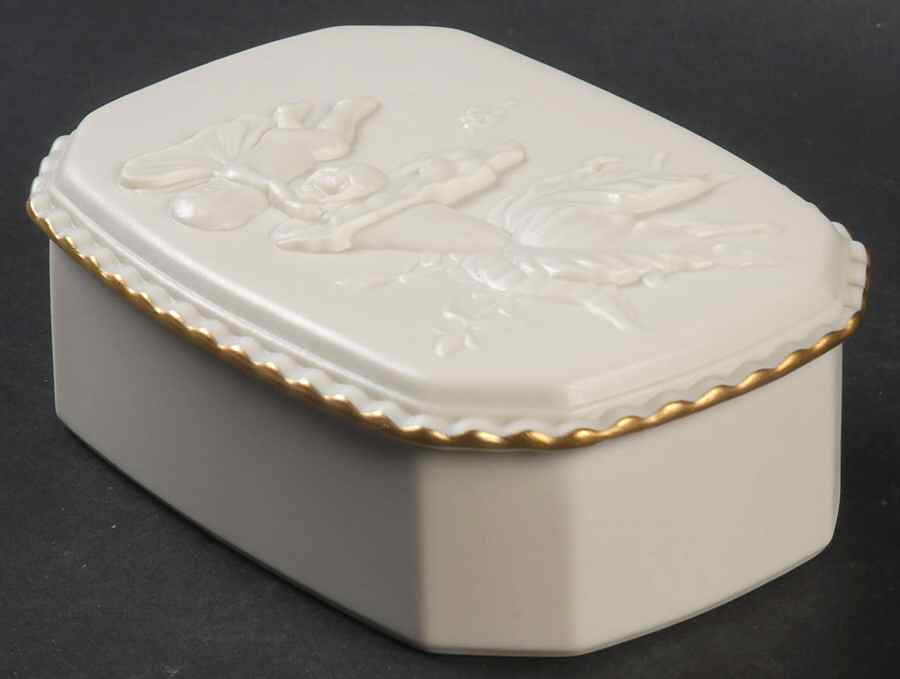 Heritage Collection (Bisque) Rectangular Box with Lid by Lenox-1