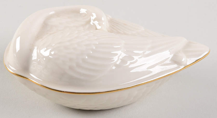 Swan Col Crm (Gotrim, Open Tail, Gold Stamp) Swan Box & Lid by Lenox-1