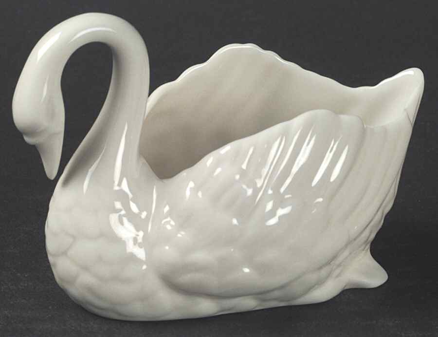 Swan Col Crm (Notrim, Closetail, Green Stamp) Creamer by Lenox-1