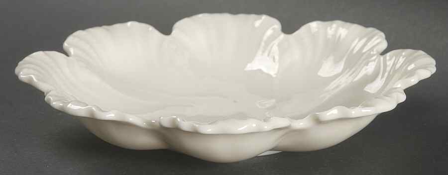Leaf Collection Small Leaf Dish by Lenox-1