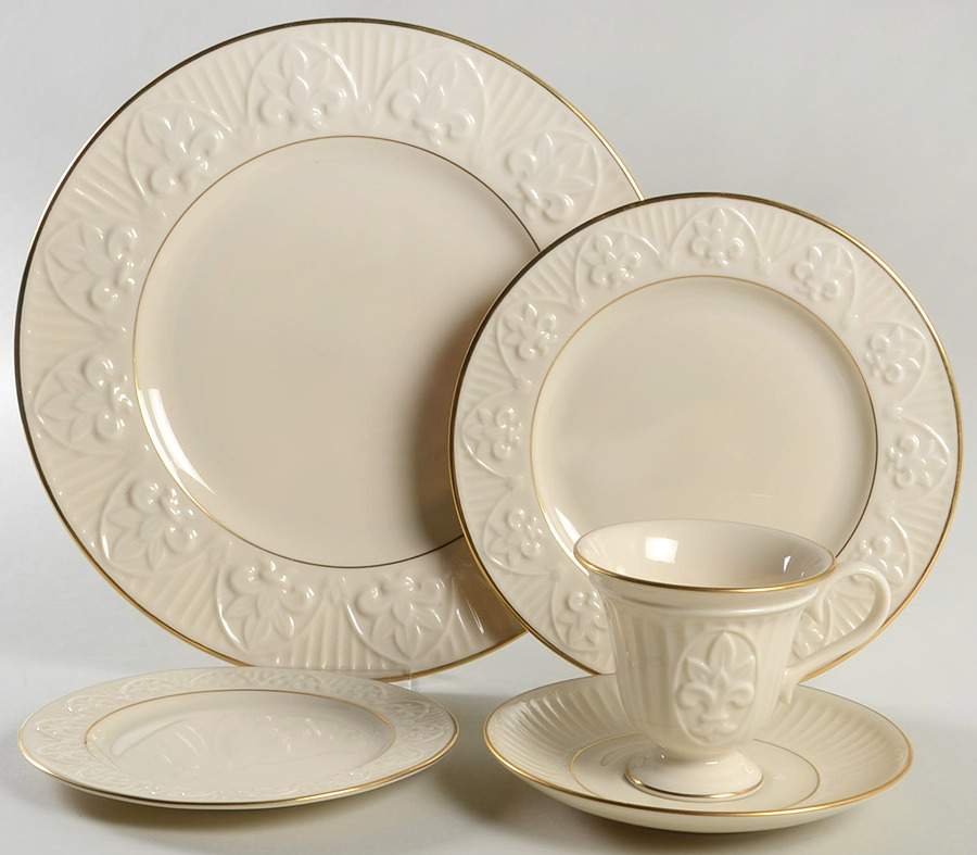 Matelasse 5 Piece Place Setting by Lenox-1