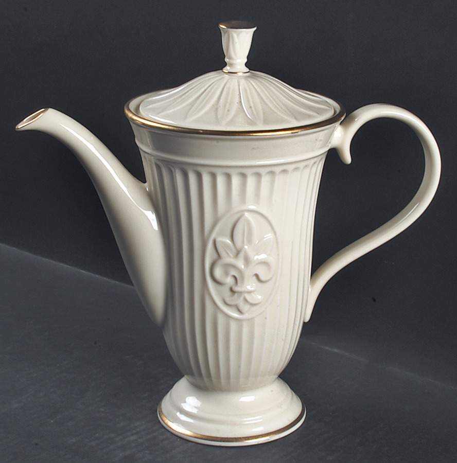 Matelasse Coffee Pot & Lid by Lenox-1