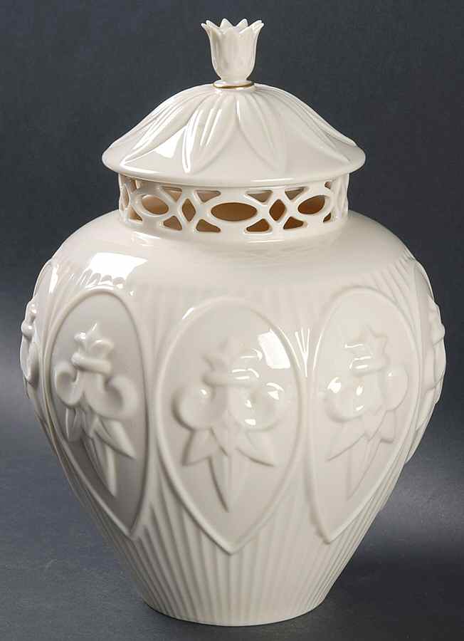 Matelasse Large Ginger Jar & Lid by Lenox-1