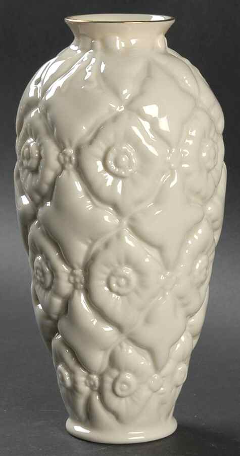 Buttons & Bows Collection 7" Vase by Lenox-1