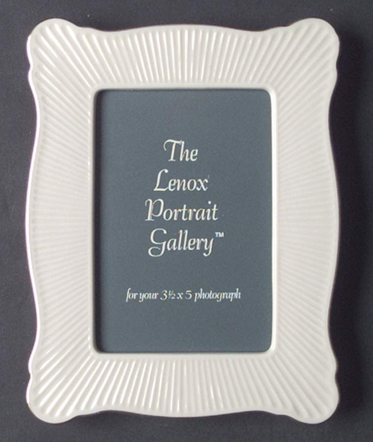 Meridian Collection Frame Holds 3 1/2" X 5" by Lenox-1