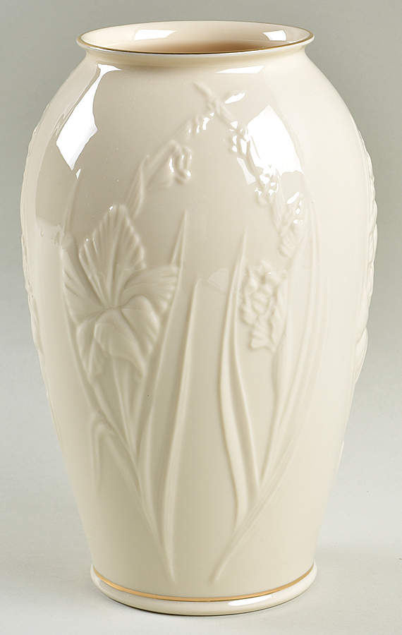 Masterpiece Collection 9" Vase by Lenox-1