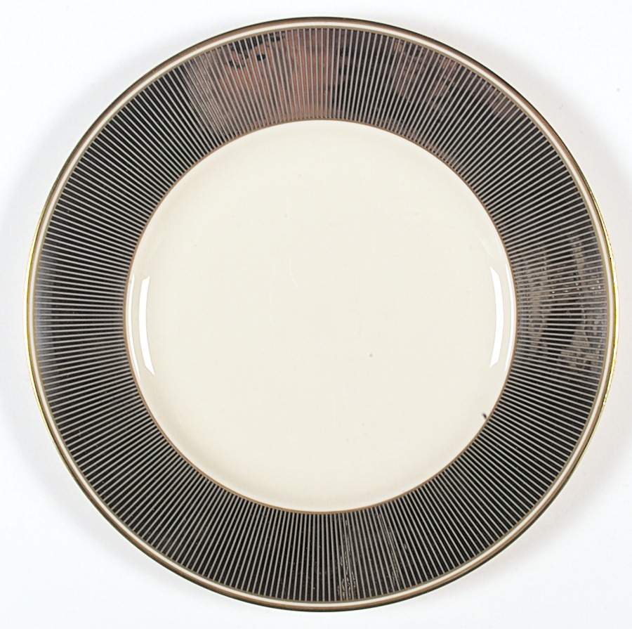 Haute Couture Accent Luncheon Plate by Lenox-1