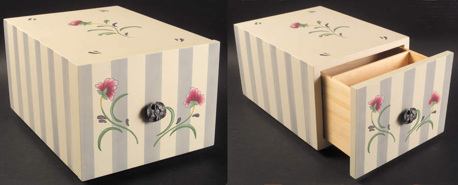 Poppies On Blue Botanical Wood Divided Recipe Holder by Lenox-1