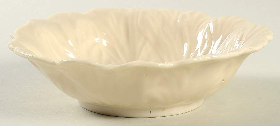 Goldleaf Collection 6" Round Scalloped Dish by Lenox-1