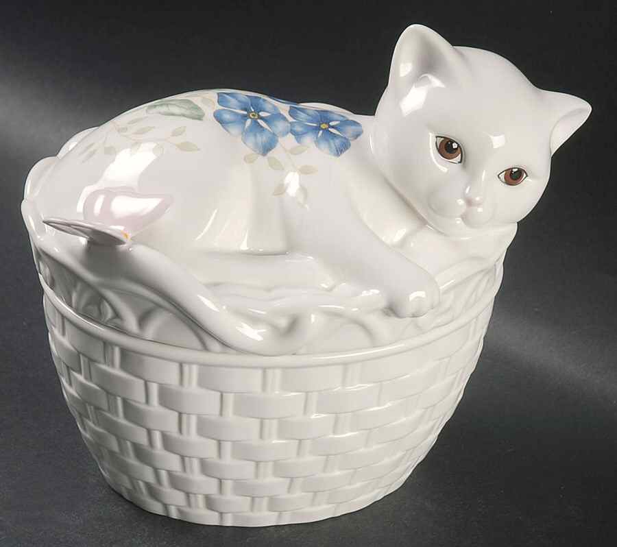 Butterfly Meadow Figural Covered Dish by Lenox-1