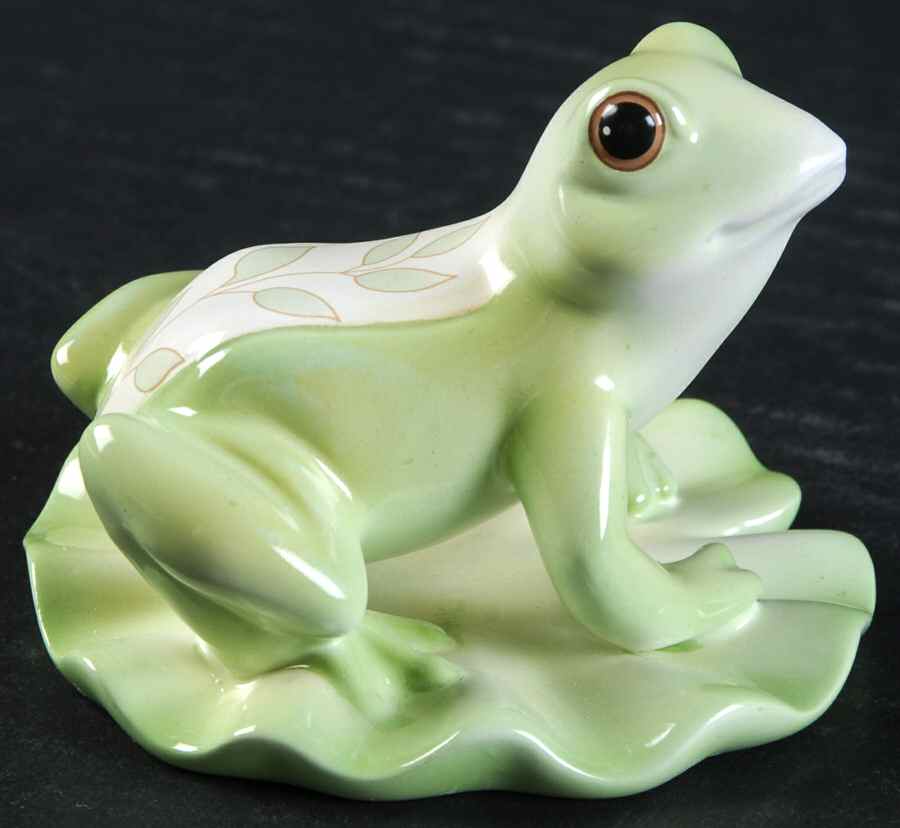 Butterfly Meadow Figurine by Lenox-1